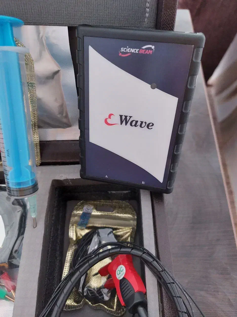 فروش دستگاه نوروفیدبک ۸ کاناله ewave|آرایشی، بهداشتی، درمانی|شیراز, ستارخان|دیوار