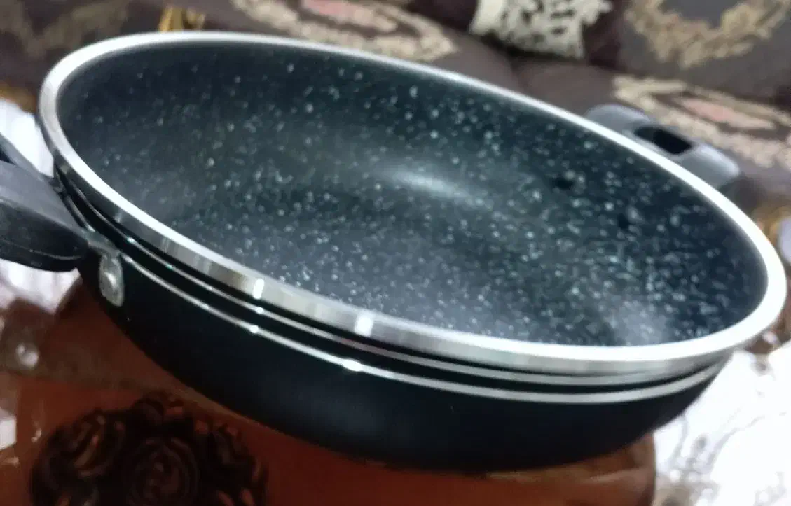 قابلمه|ظروف پخت‌وپز|ملارد, |دیوار