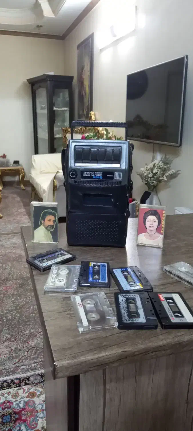 ظبط خبرنگاری عتیقه ژاپنی و رادیو ظبط JVc سالم|سیستم صوتی خانگی|تهران, خانی آباد نو شمالی|دیوار