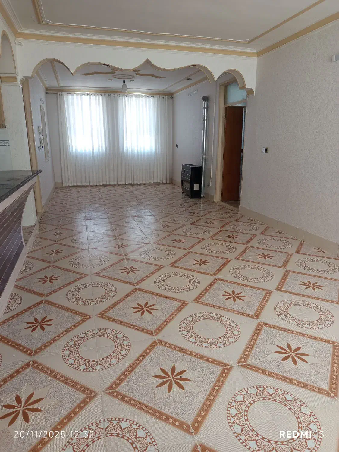 خانه ای اجاره ای طبقه بالا مستقل|اجارهٔ آپارتمان|بم, |دیوار