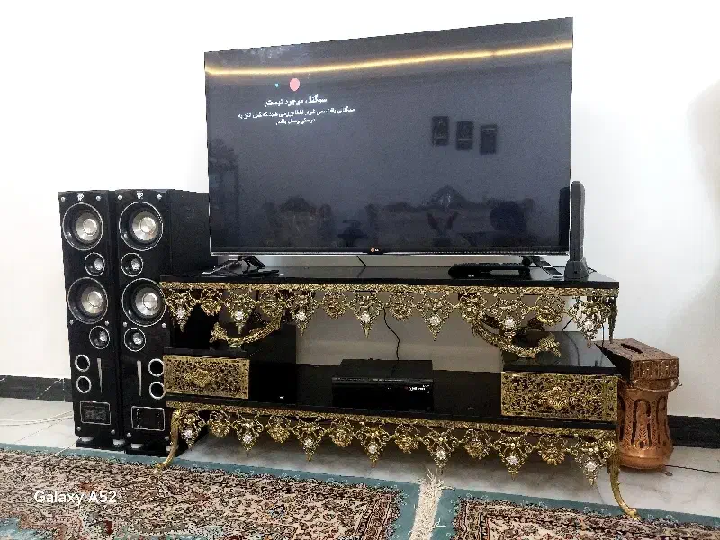 وسایل برنز درحد نو باوزن بالا|لوستر و چراغ آویز|نهاوند, |دیوار