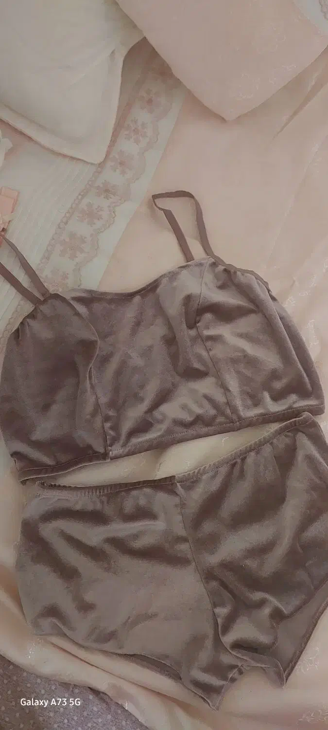 لباس خواب و لباس زیر|لباس|قم, زینبیه|دیوار