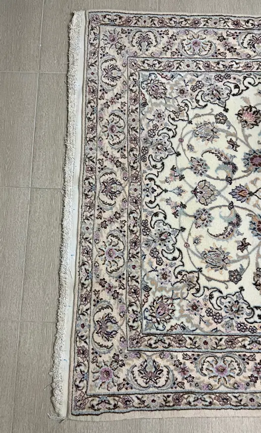 قلیچه دستباف نائینی کرم - صورتی|فرش|اصفهان, بهارستان|دیوار