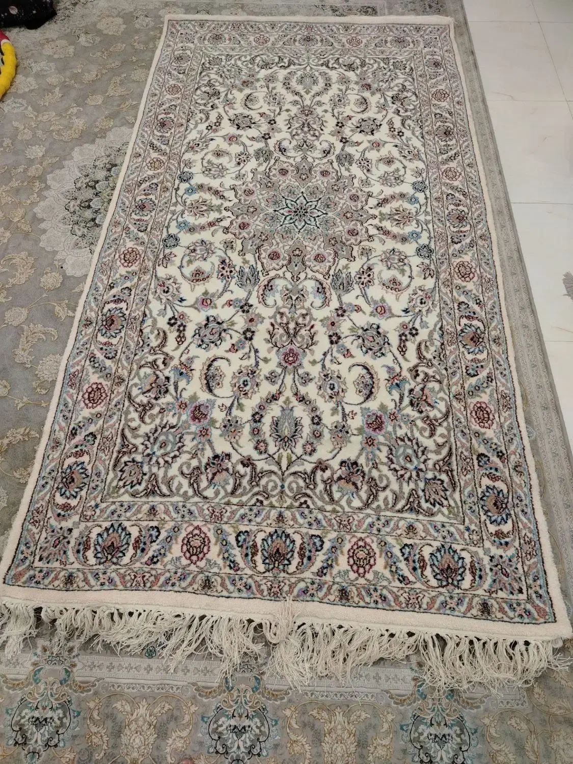 قالیچه نائینی|فرش|نجف‌آباد, فاز ۲ شهرک آزادگان|دیوار