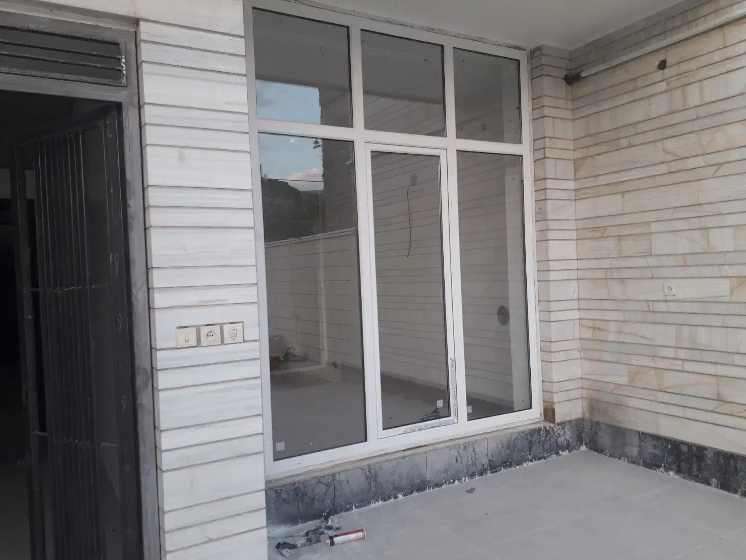 نصب پنجره دوجداره uPVC و آلومینیوم|خدمات پیشه و مهارت|شیراز, کفترک|دیوار