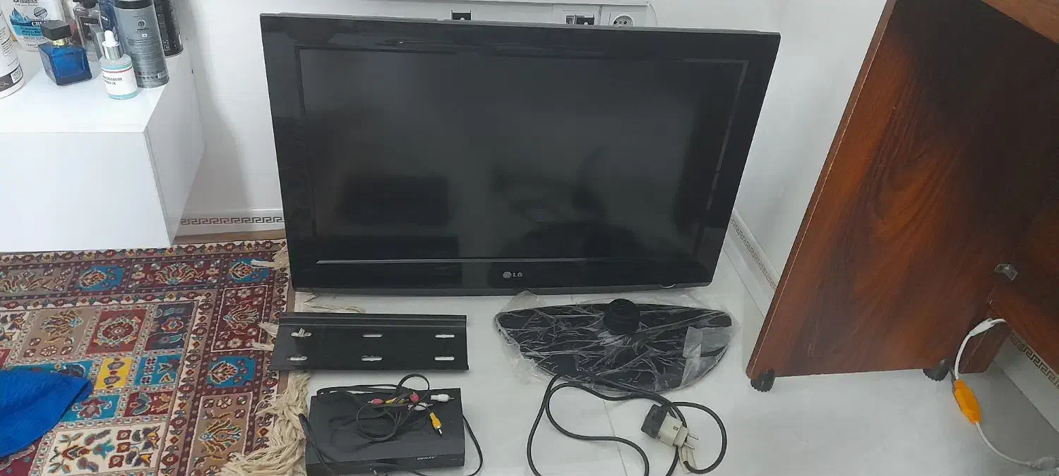 تلویزیون الجی|تلویزیون و پروژکتور|قم, بنیاد|دیوار