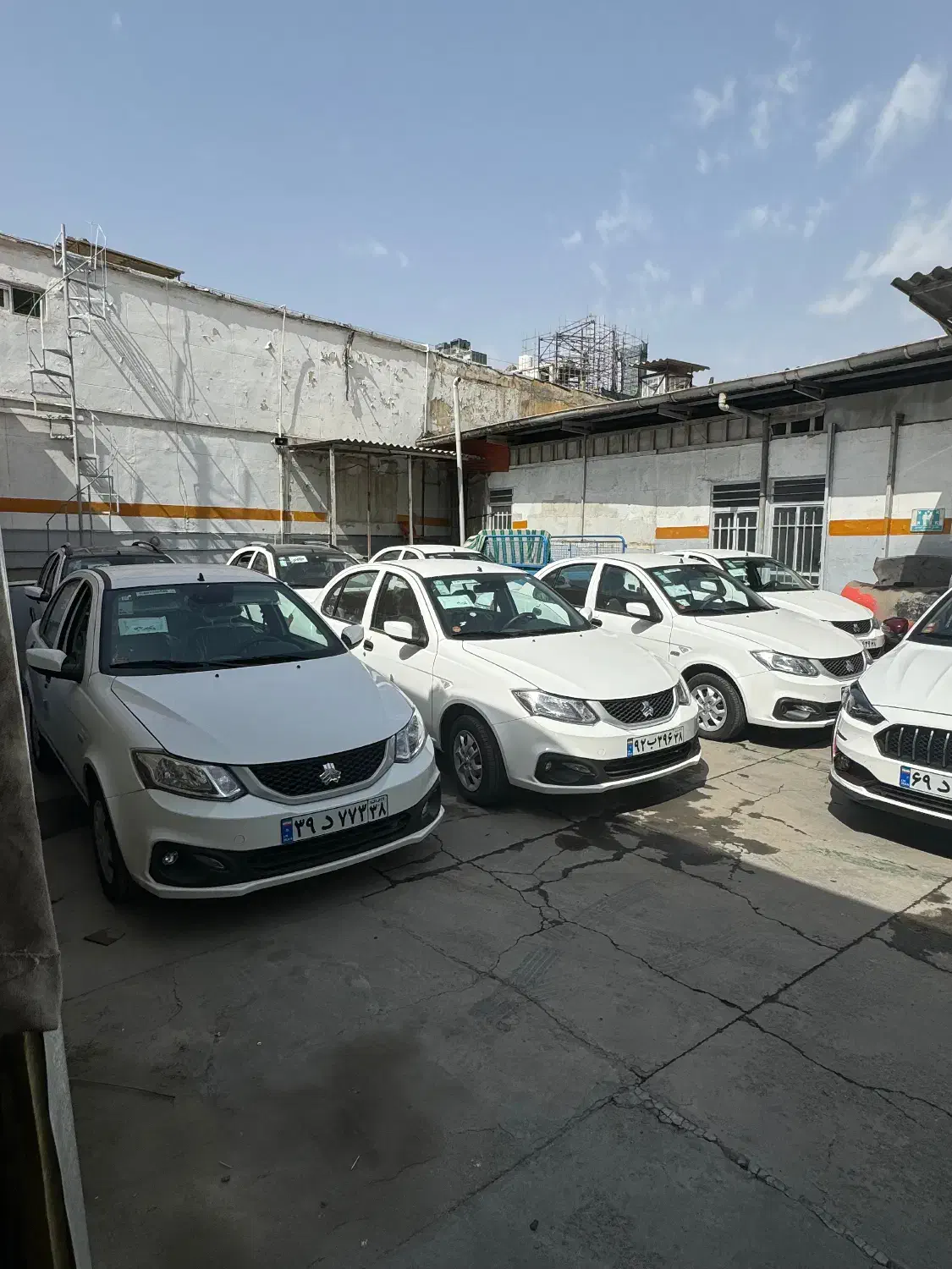 ساینا مدل404 (برج7)نقدی|خودرو سواری و وانت|کرج, حیدرآباد|دیوار