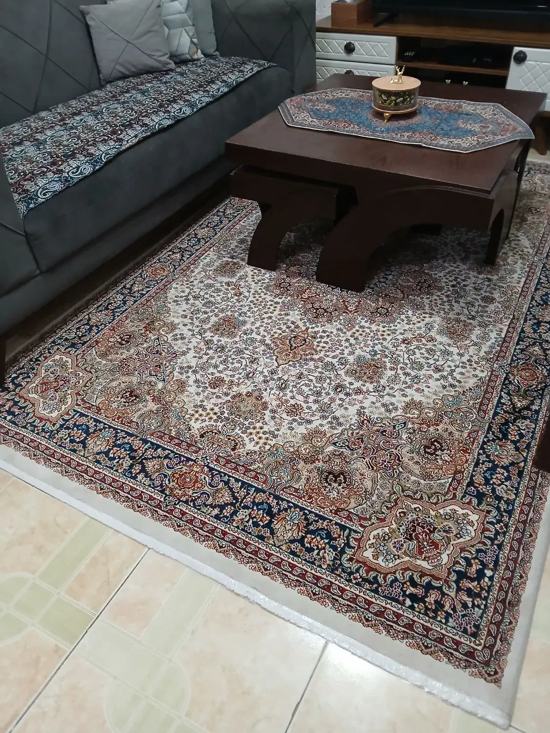 فرش ۹متری و ۴ متری|فرش|رشت, جانبازان|دیوار