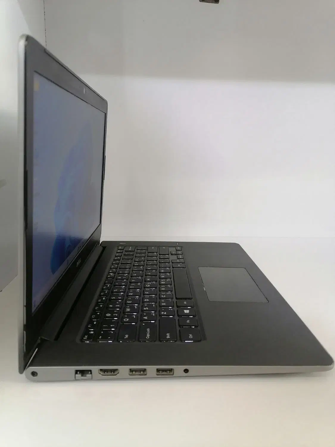 لپتاپ دل i5 نسل 7 رم 8 هارد 256SSDگرافیکدار|رایانه همراه|شیراز, فرگاز|دیوار