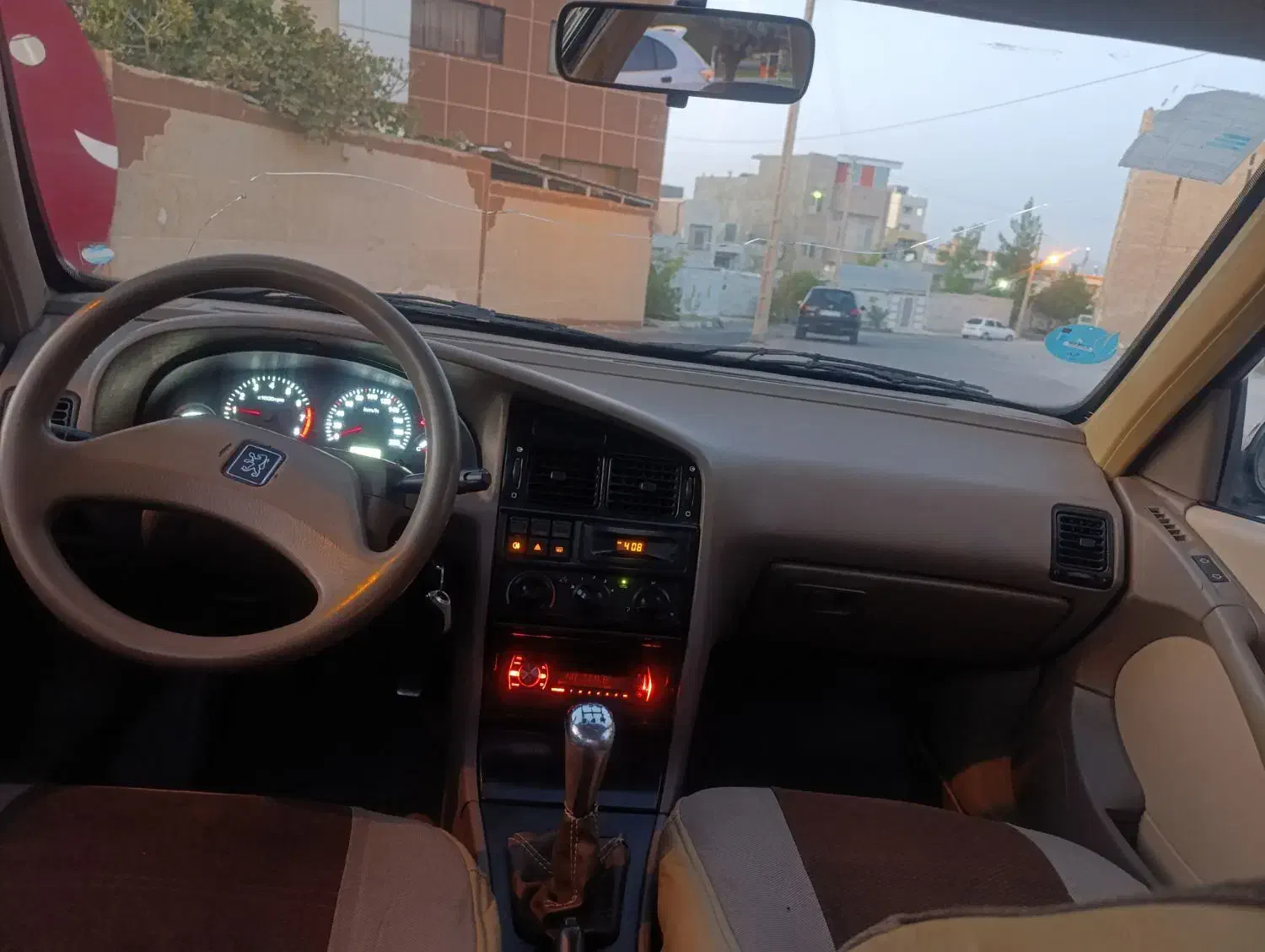 پژو ۸۹ تو کرم|خودرو سواری و وانت|بیرجند, |دیوار