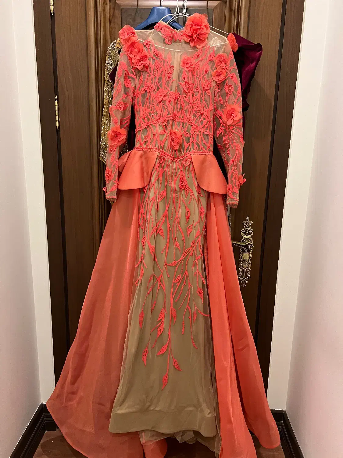 لباس مجلسی خیلی خاص|لباس|لواسان, |دیوار