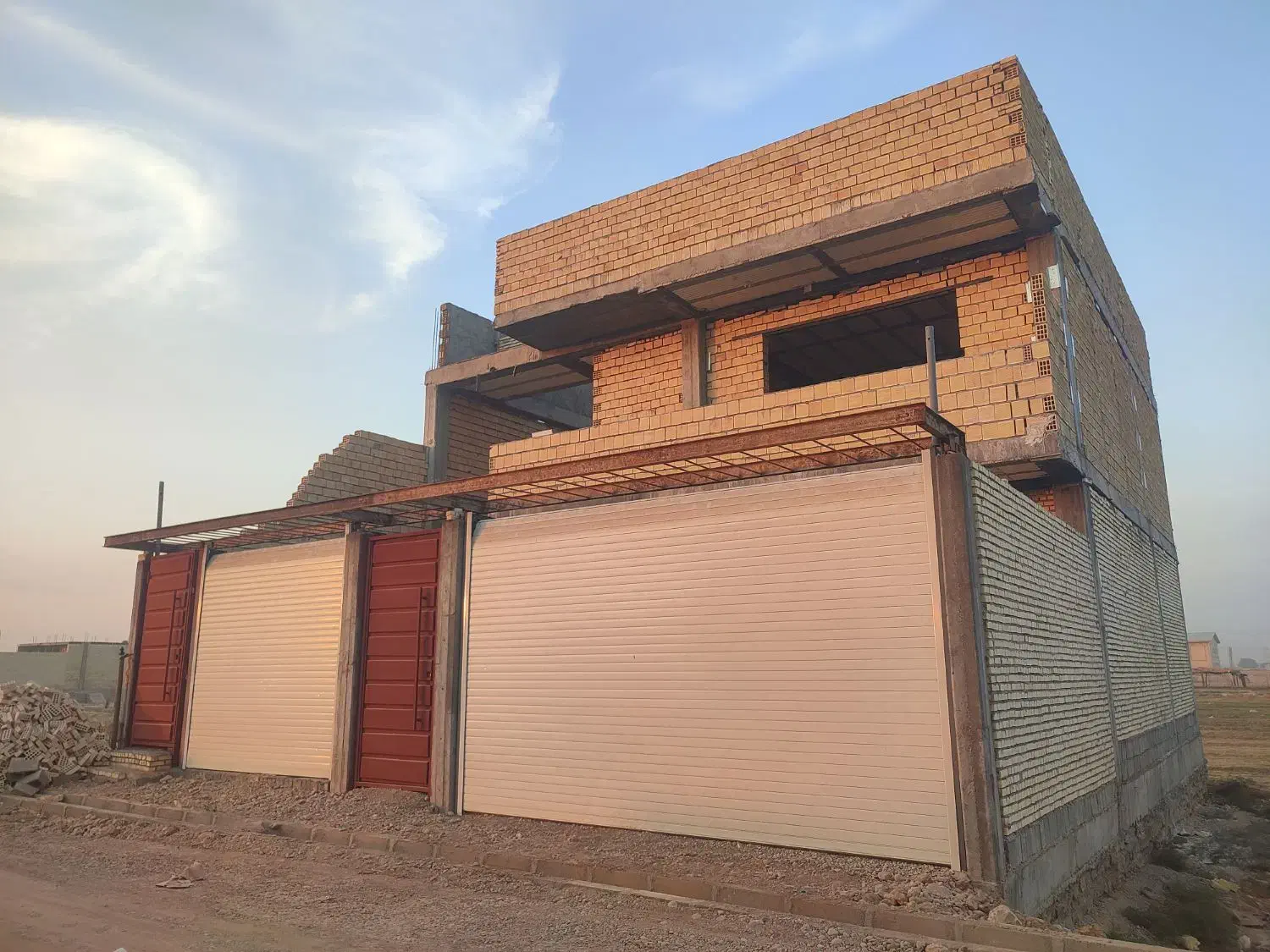 خونه دوطبقه نیمه کاره اسکلت بتن|فروش خانه و ویلا|گتوند, |دیوار