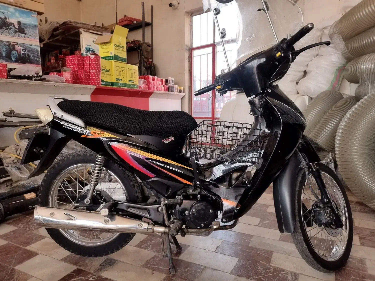 موتور سیکلت طرح ویو مدل ۹۴|موتورسیکلت|سنقر, |دیوار