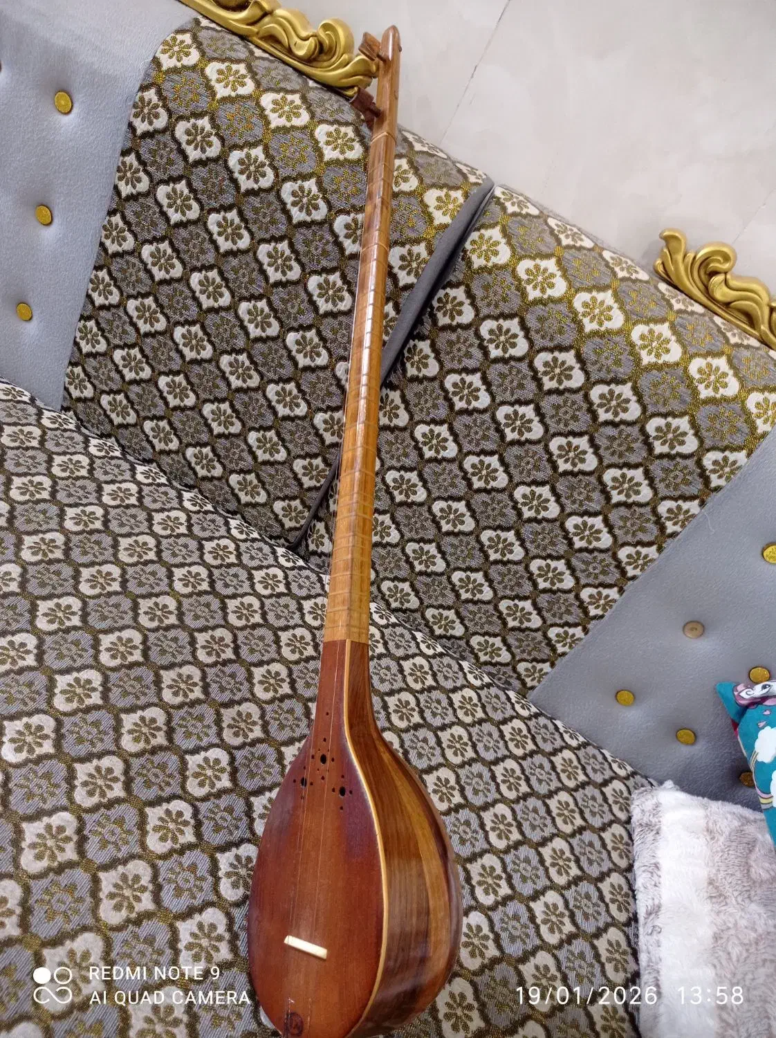 سه تار|سازهای سنتی|آبادان, |دیوار