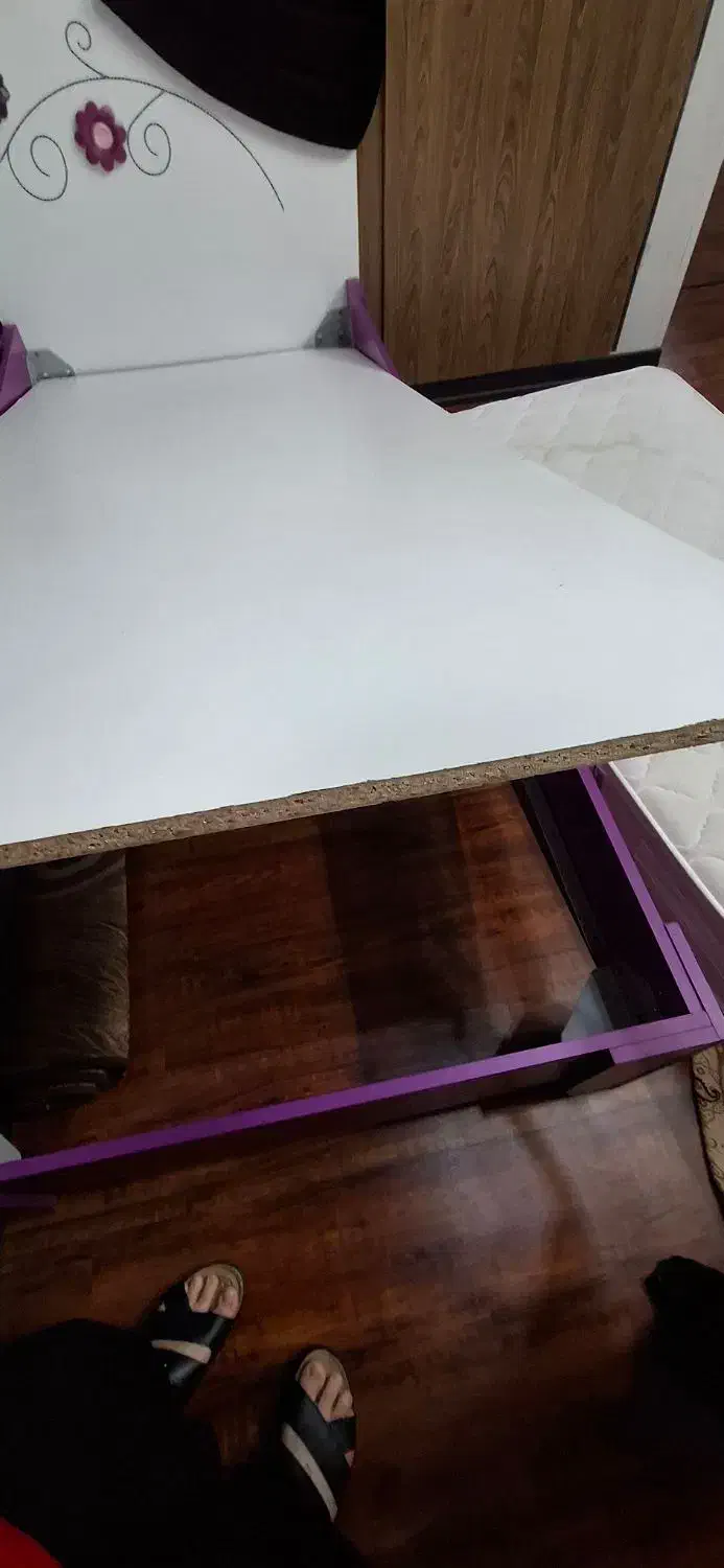 تخت خواب جنس بیست|تخت و سرویس خواب|اراک, |دیوار