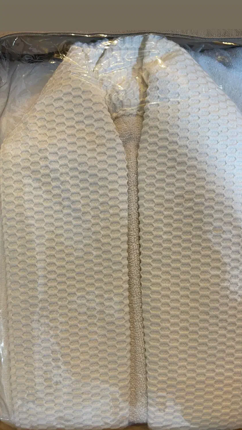 حوله تن پوش|لوازم حمام|سبزوار, فقیه سبزواری|دیوار