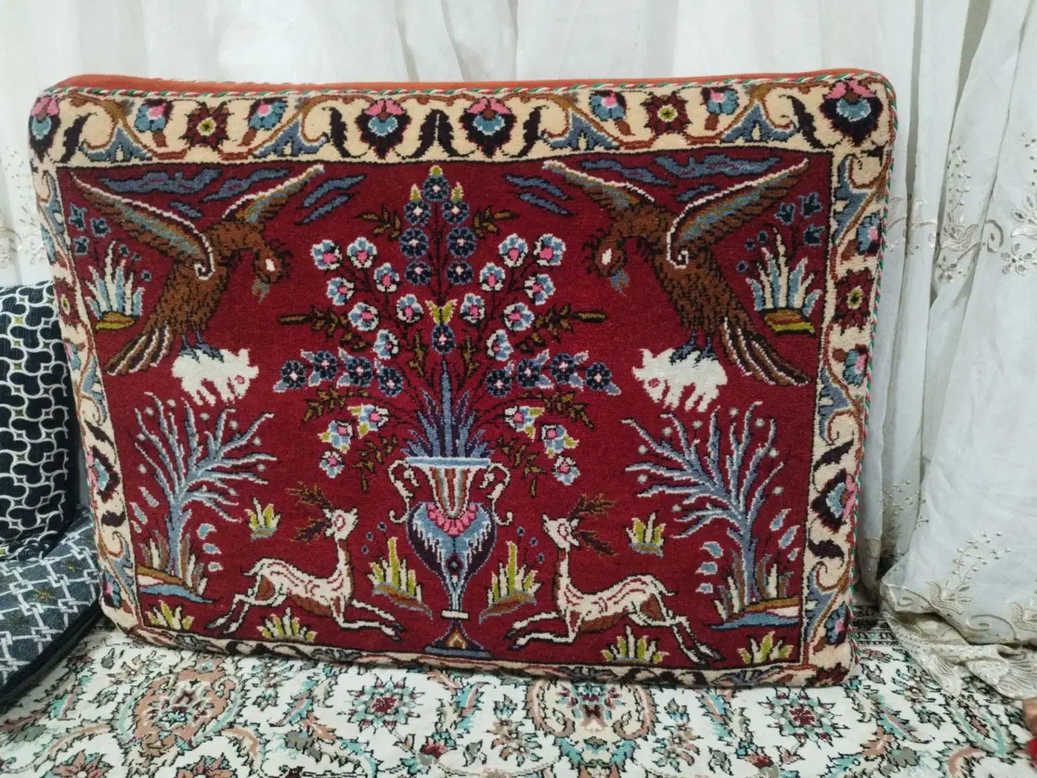 دو جفت پشتی دستباف|پشتی|بیرجند, |دیوار