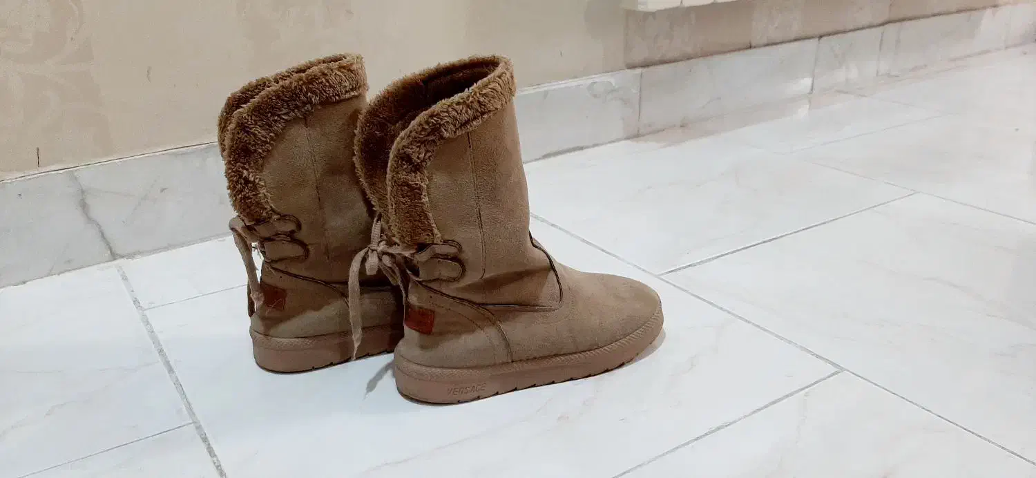 بوت دخترانه سایز ۳۳|کفش و لباس بچه|رشت, پیرسرا|دیوار