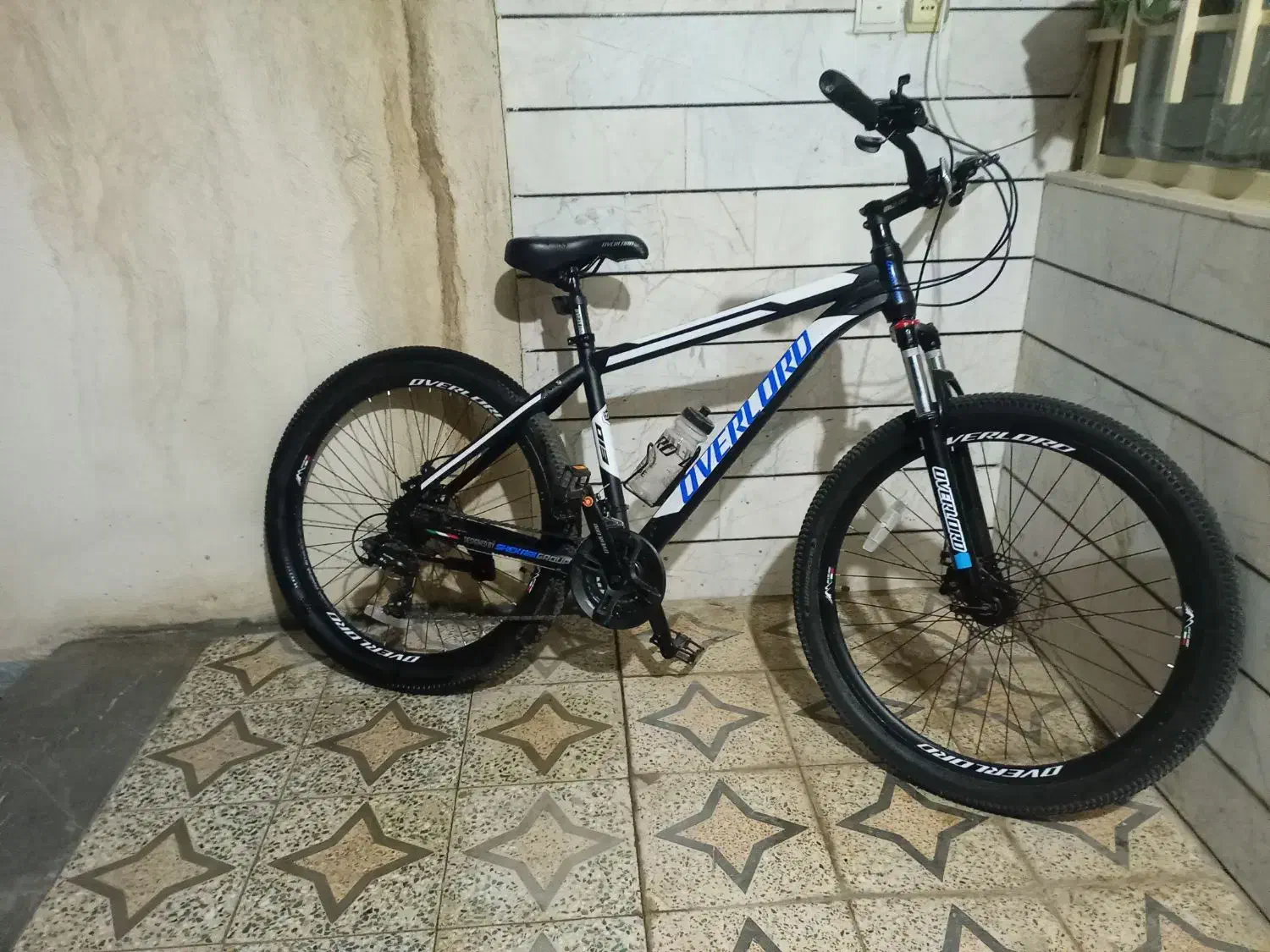 دوچرخه|دوچرخه، اسکیت، اسکوتر|داران, |دیوار