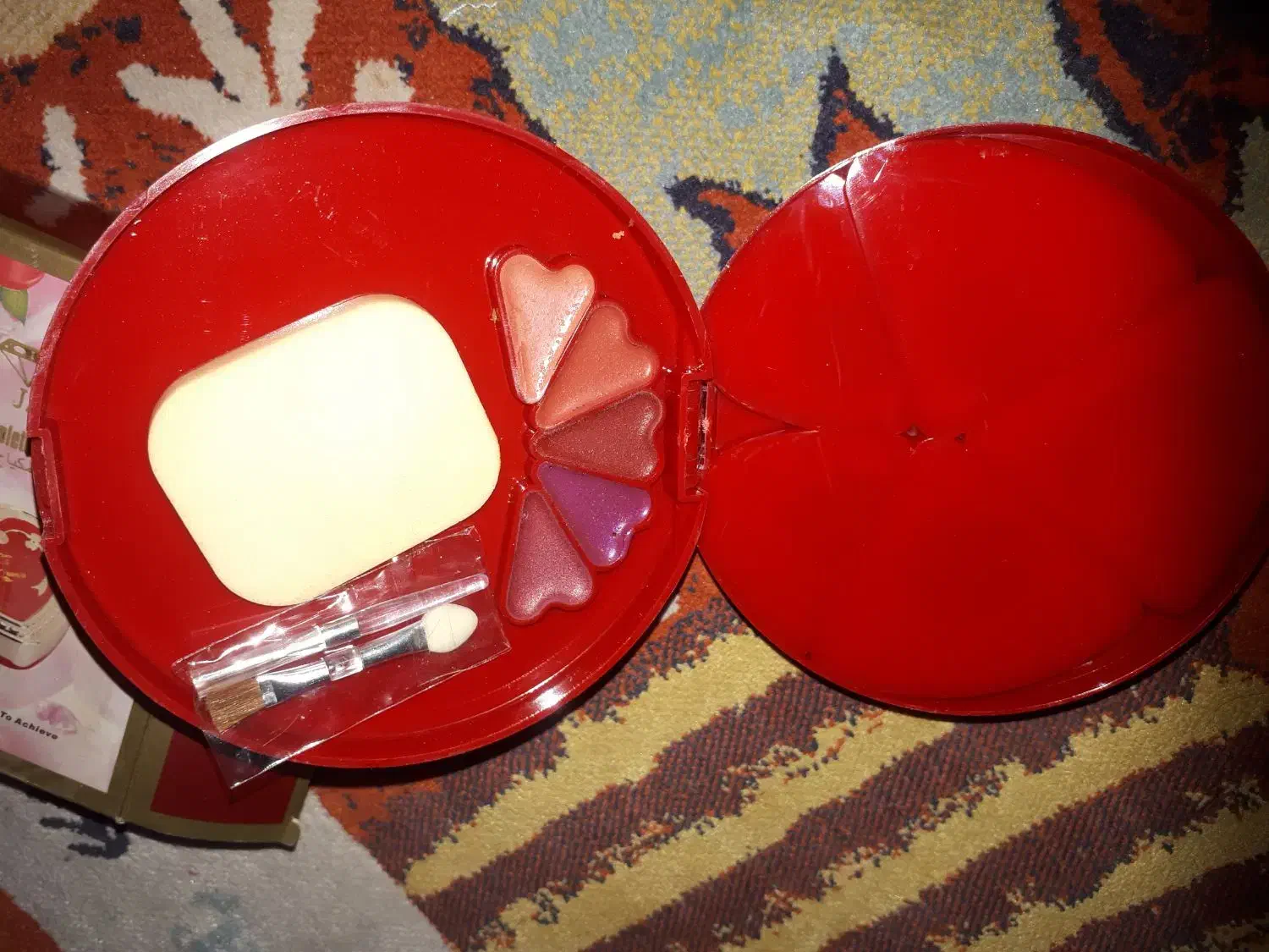 خرده ریز آرایشی ارزان|حراج|قم, شهرک قدس|دیوار