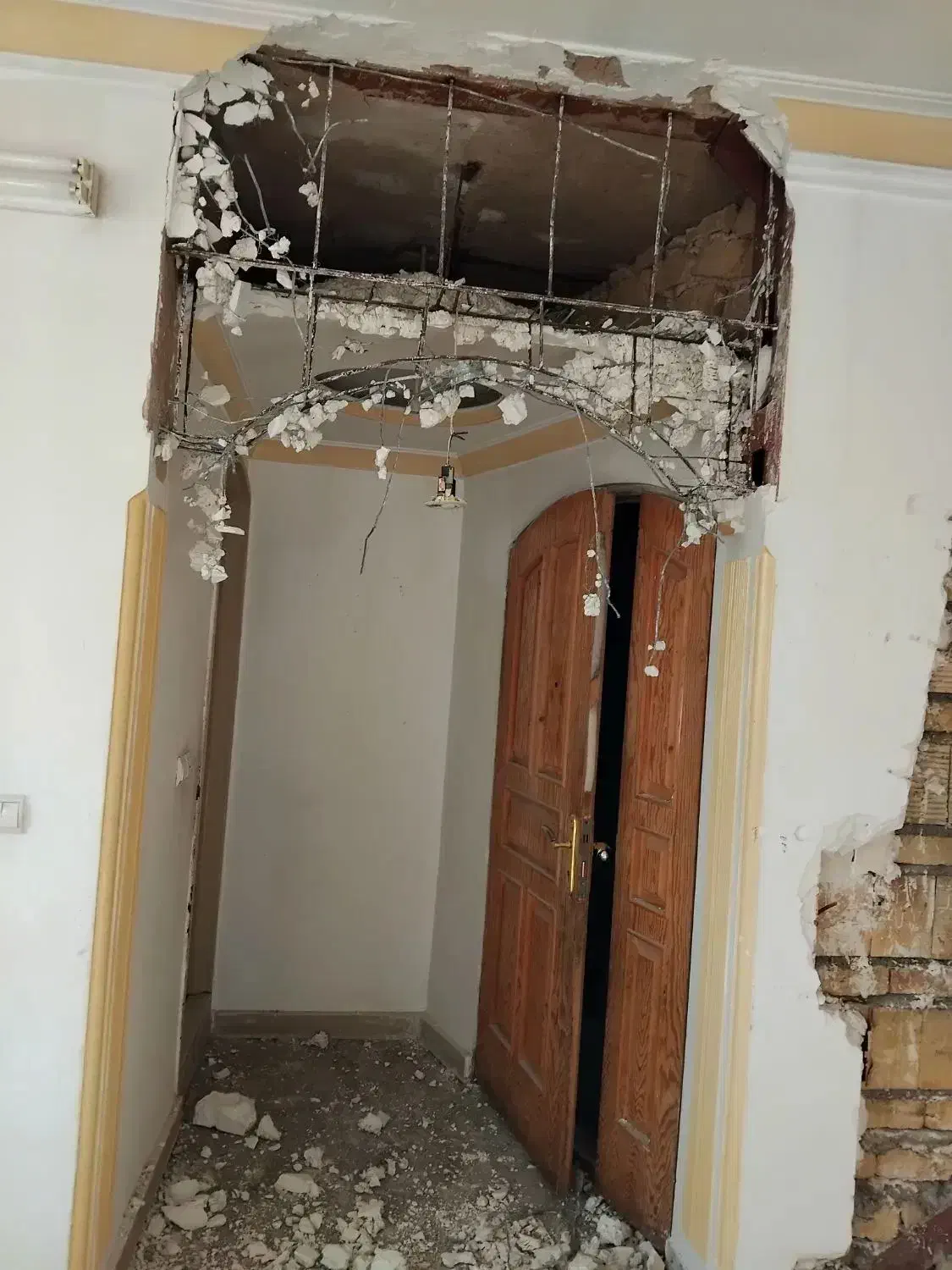 بازسازی تخریب یزوگام نانوسیمان کاری لکه گیری گچ|خدمات پیشه و مهارت|مشهد, دانشجو|دیوار