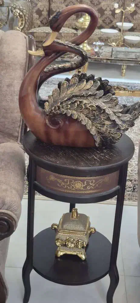 میز گرد مجسمه|میز تلفن|اراک, |دیوار