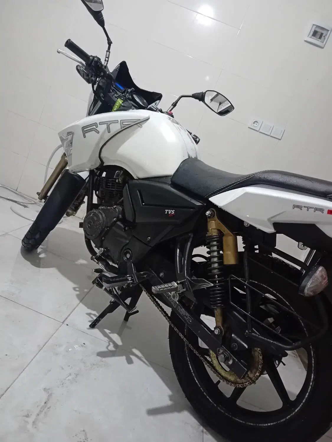 اپاچی ۹۰سالم تمیز|موتورسیکلت|نسیم‌شهر, |دیوار