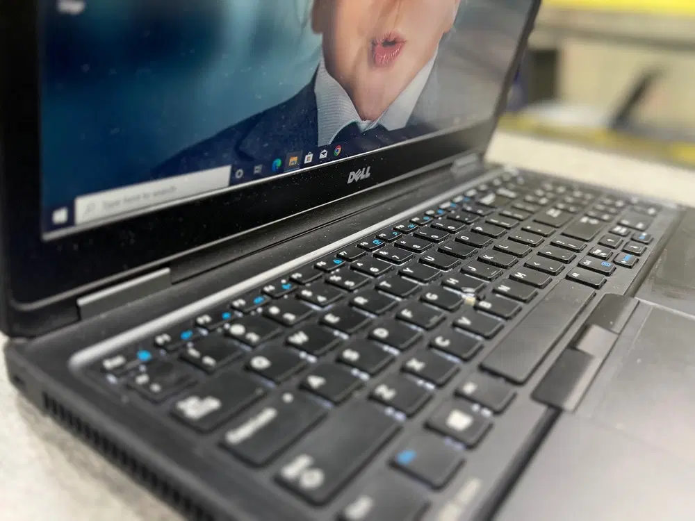 لپ تاپ dell e5550 قدرتمند /لپتاپ دانشجویی|رایانه همراه|اهواز, نادری|دیوار