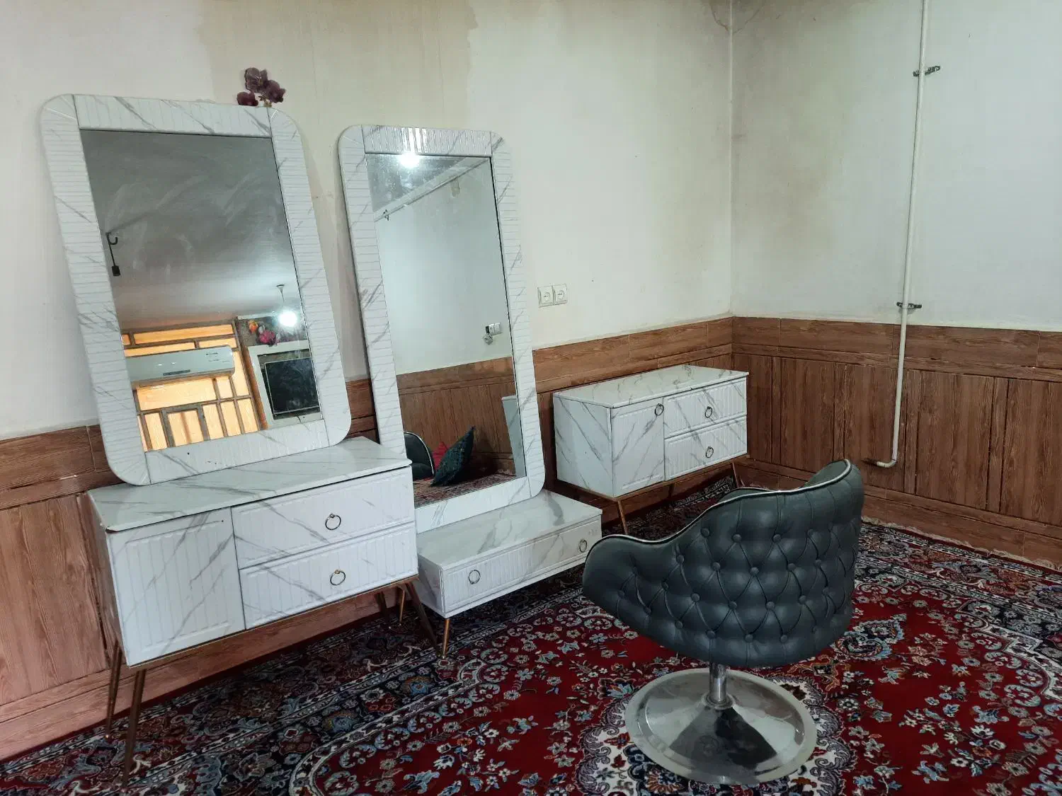 وسایل آریشگاه زانه، مردانه|آرایشگاه و سالن‌های زیبایی|باغ ملک, |دیوار