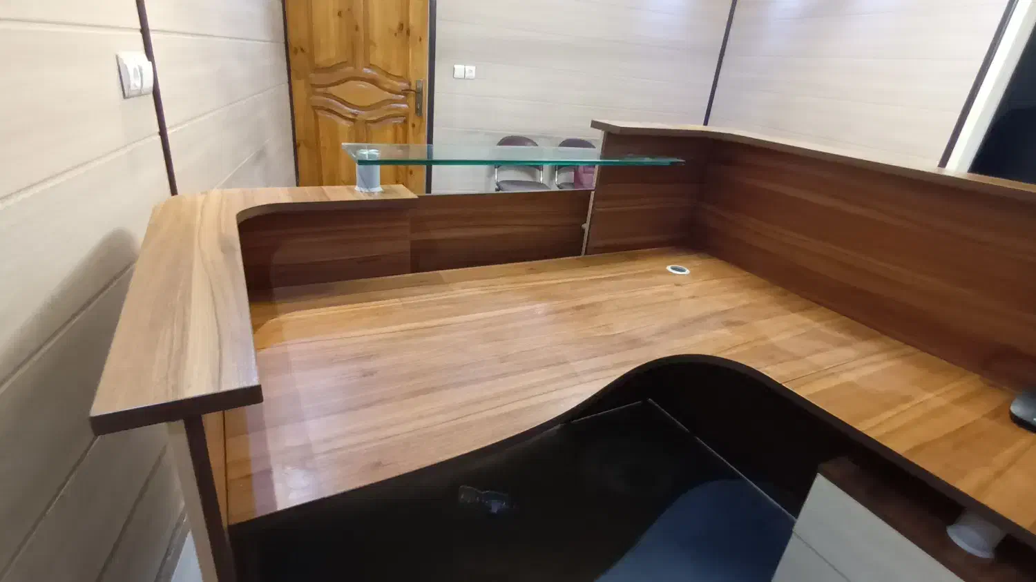 میز منشی|مبلمان اداری|کرمان, |دیوار