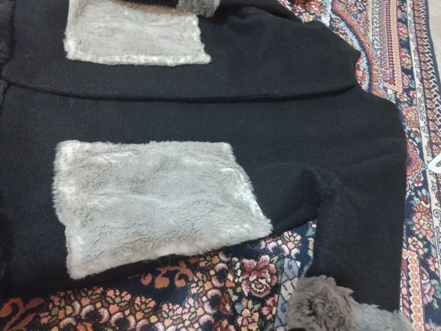 باسلام خدمتتون پالتو برندلاوان کالکشن خیلی مشکی|لباس|تربت جام, میان جام|دیوار