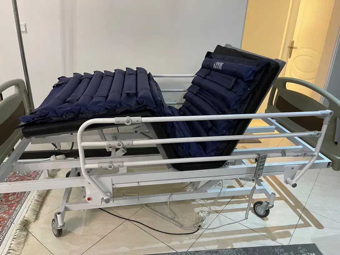 تخت بیمار برقی سه موتوره در حد نو|پزشکی|تهران, باشگاه نفت|دیوار