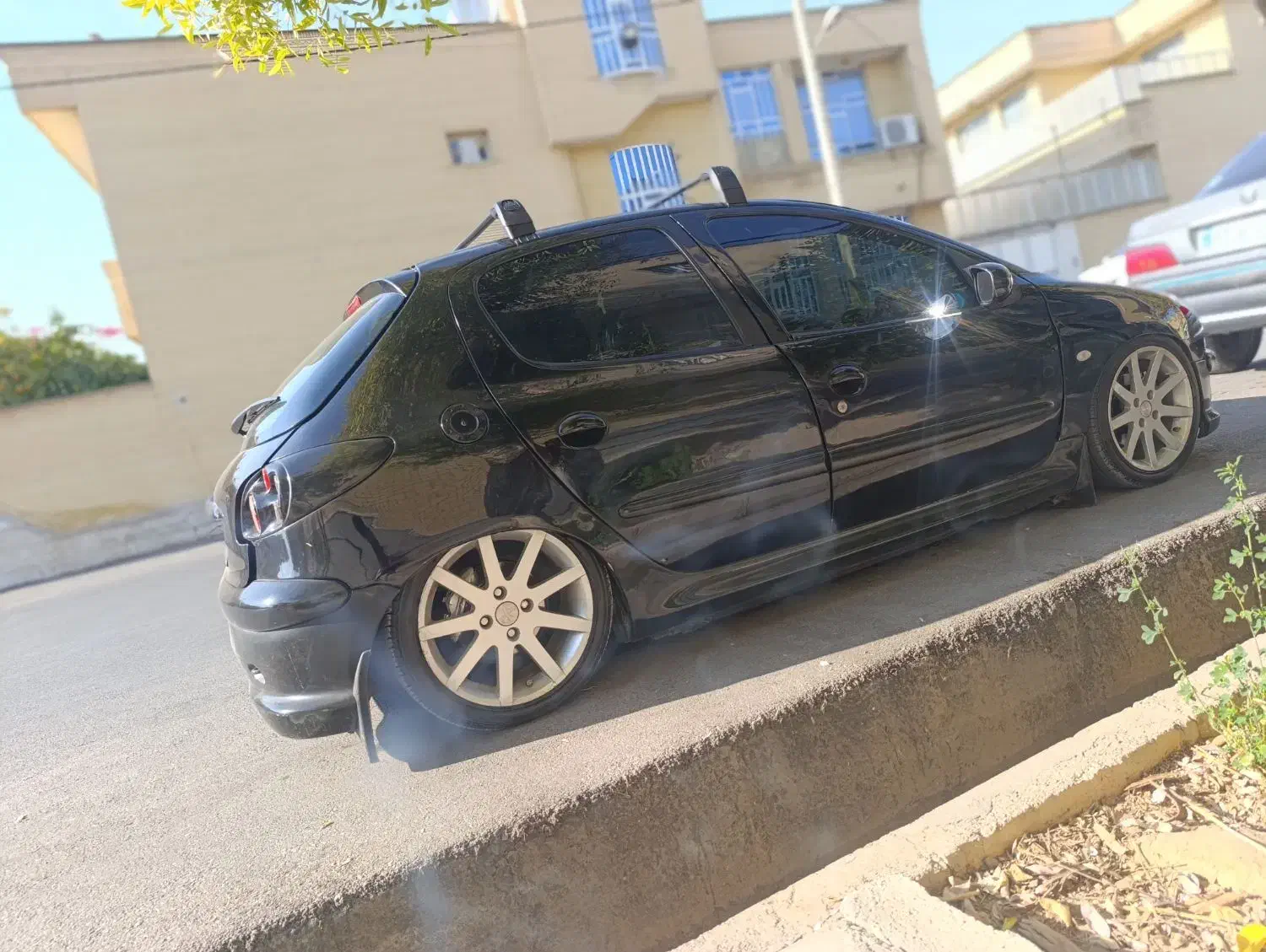 206 تیپ 5 مدل 82|خودرو سواری و وانت|شیراز, شهرک گلها|دیوار