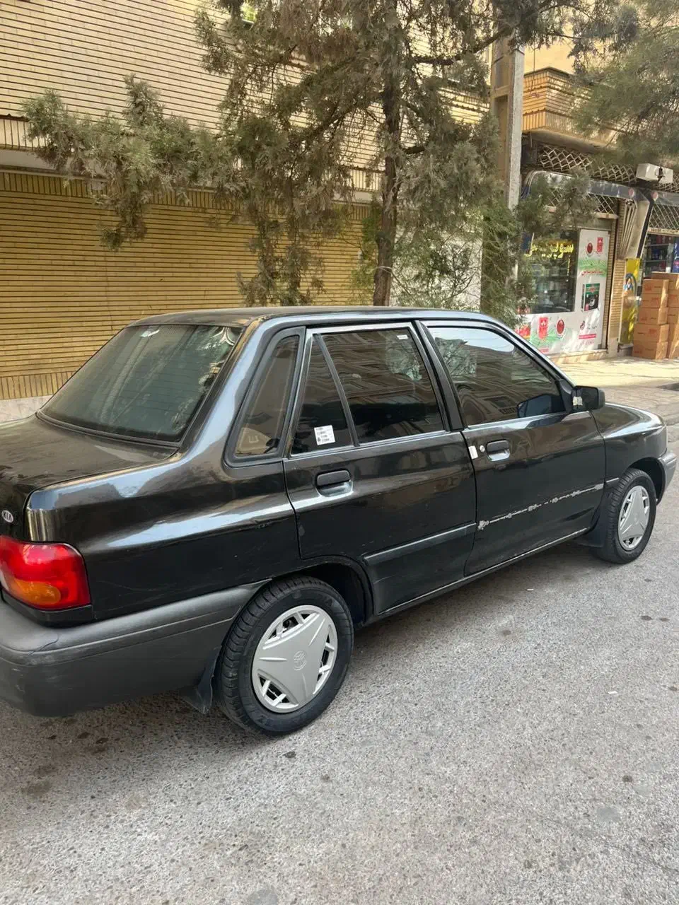 پراید مشکی ۸۴ تمیز کم کار|خودرو سواری و وانت|مشهد, شهرآرا|دیوار