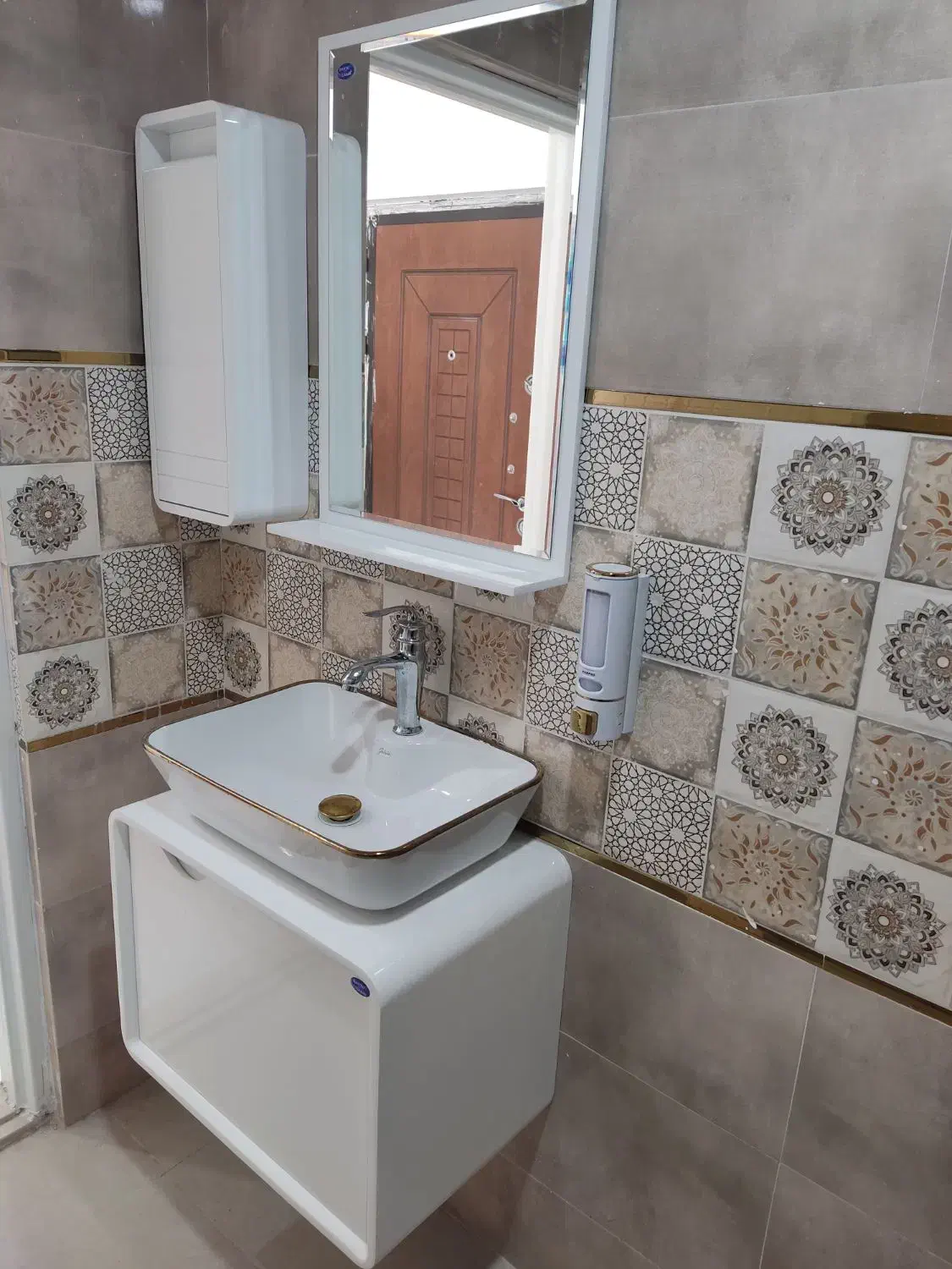 تاسیسات ساختمان نصب و تعمیر شیرآلات ، آب شیرین کن|خدمات پیشه و مهارت|قم, زنبیل آباد|دیوار