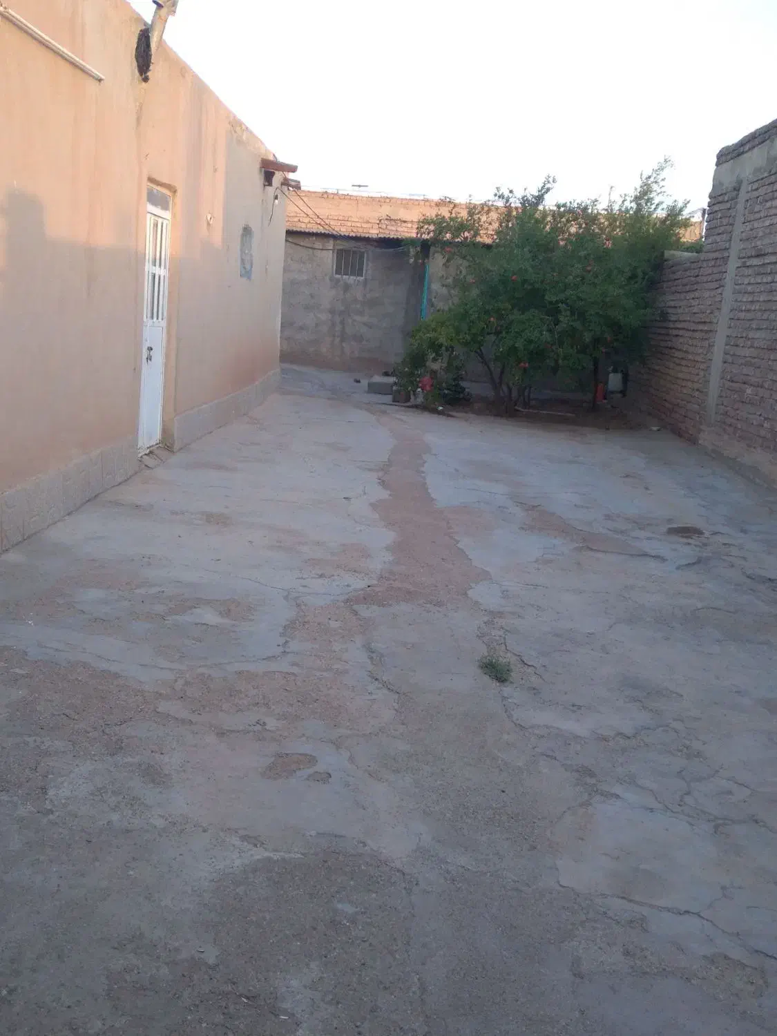 خانه در جاده دانشگاه آزاد|فروش خانه و ویلا|زرند, |دیوار