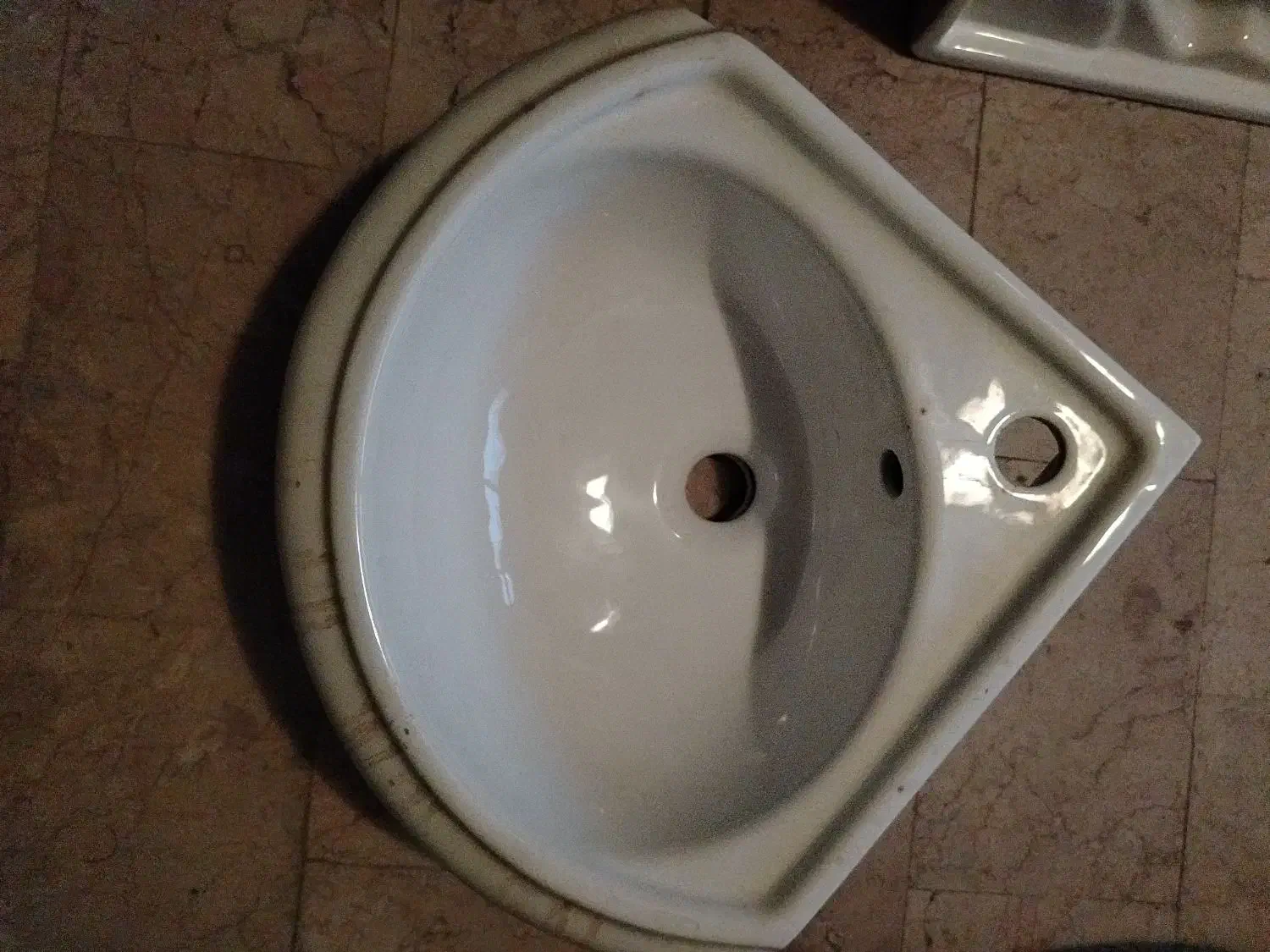 سنگ روشویی بدون پایه|لوازم سرویس بهداشتی|کرمان, |دیوار