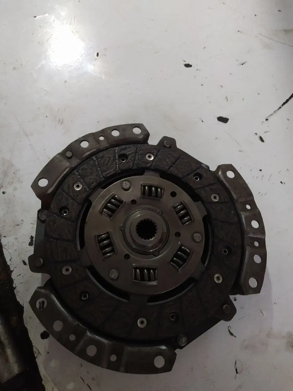 تعویض دیسک صفحه کلاچ|خدمات موتور و ماشین|رشت, خرسندی|دیوار