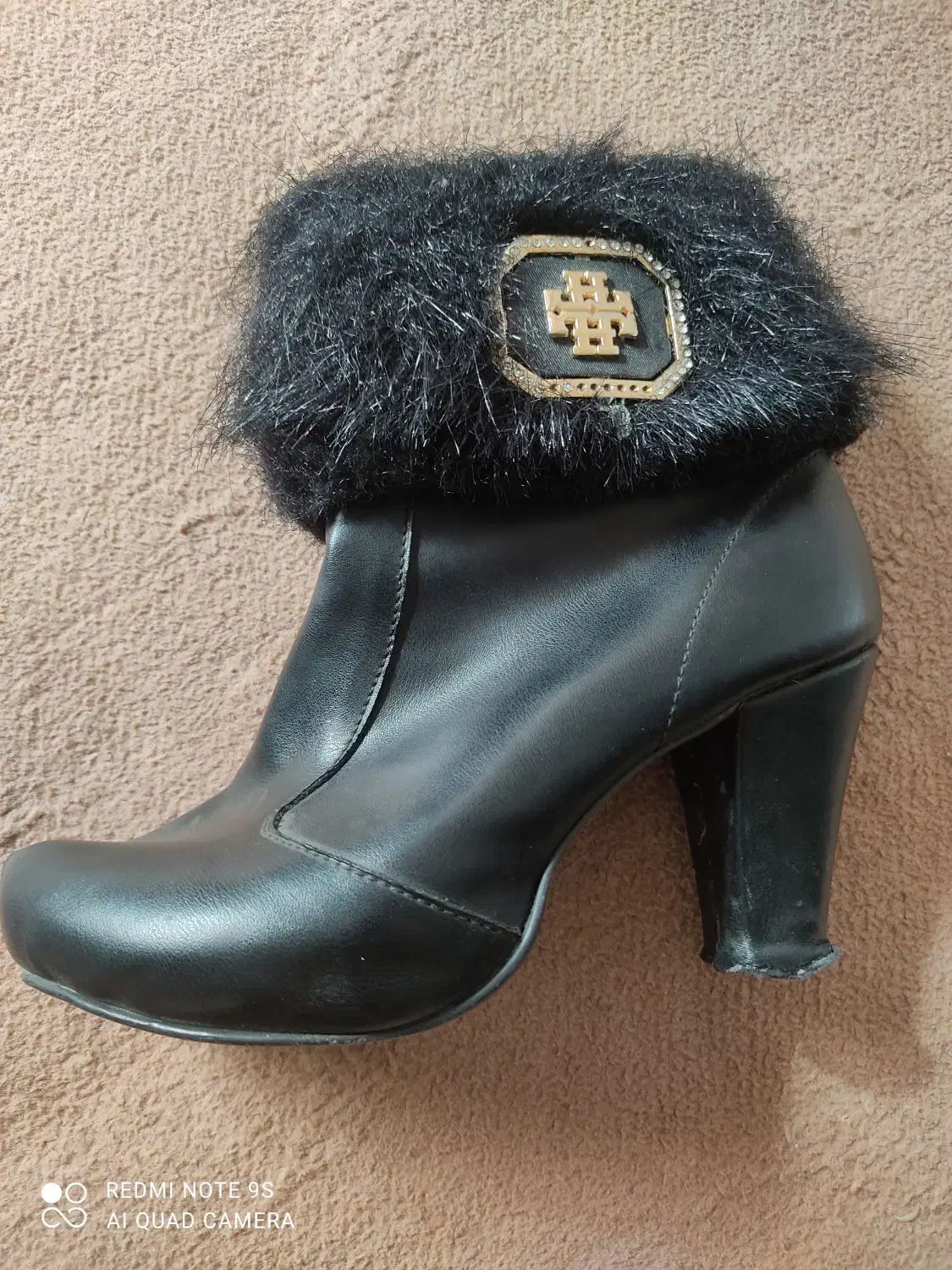 نیم بوت سایز ۳۷|کیف، کفش، کمربند|بروجرد, |دیوار