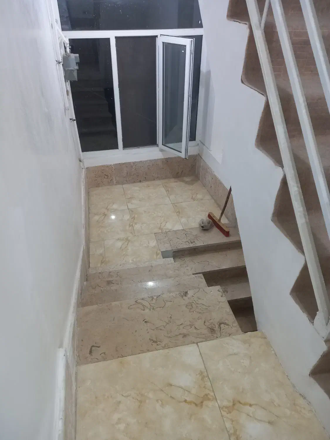 خانه اجاره ای ۲خوابه روخیابان اصلی بازسازی شده|اجارهٔ خانه و ویلا|قروه, |دیوار