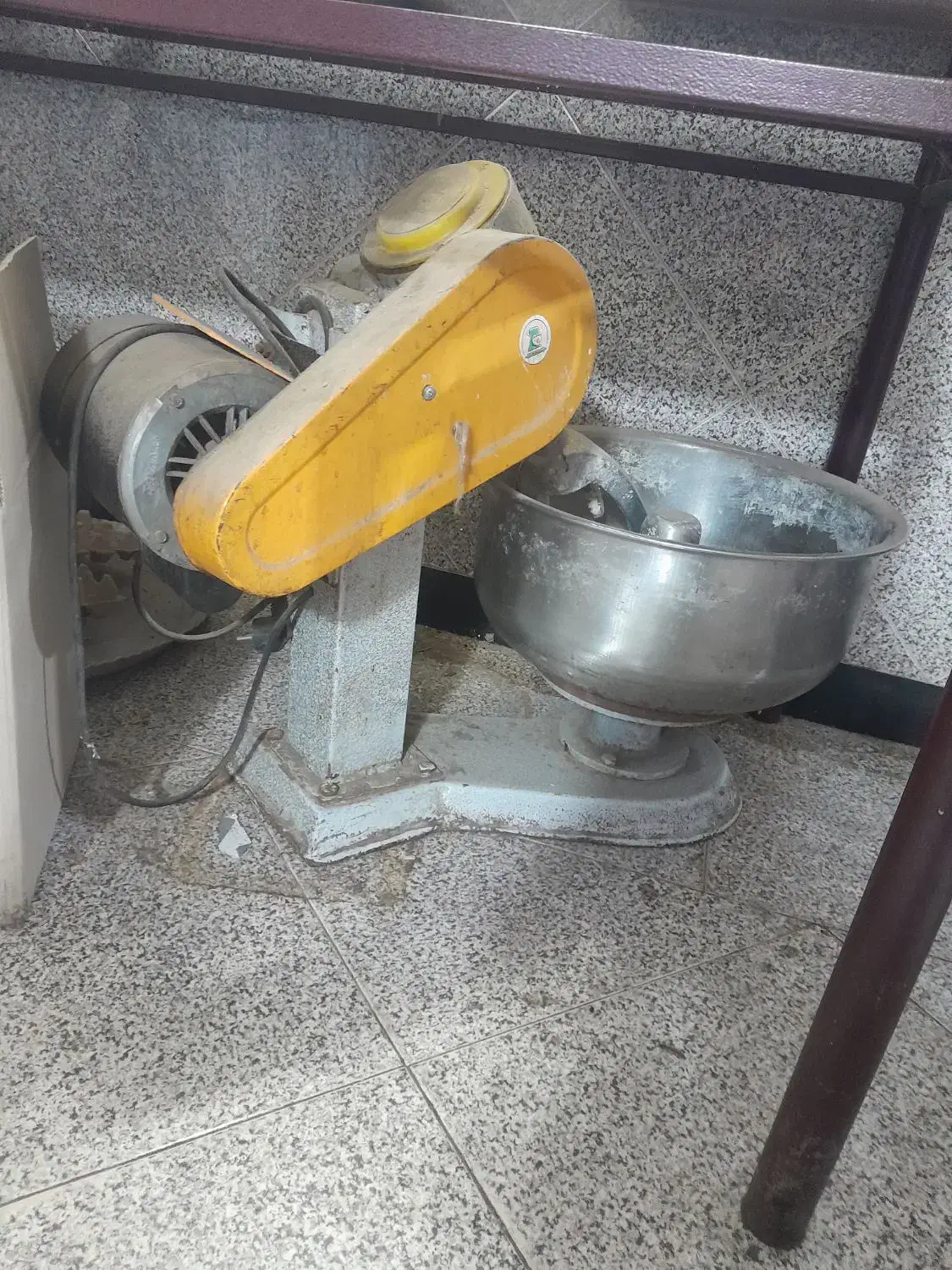 کانکس نان همراه با خمیر گیر غلتک تنور|کافی‌شاپ و رستوران|بیله سوار, |دیوار