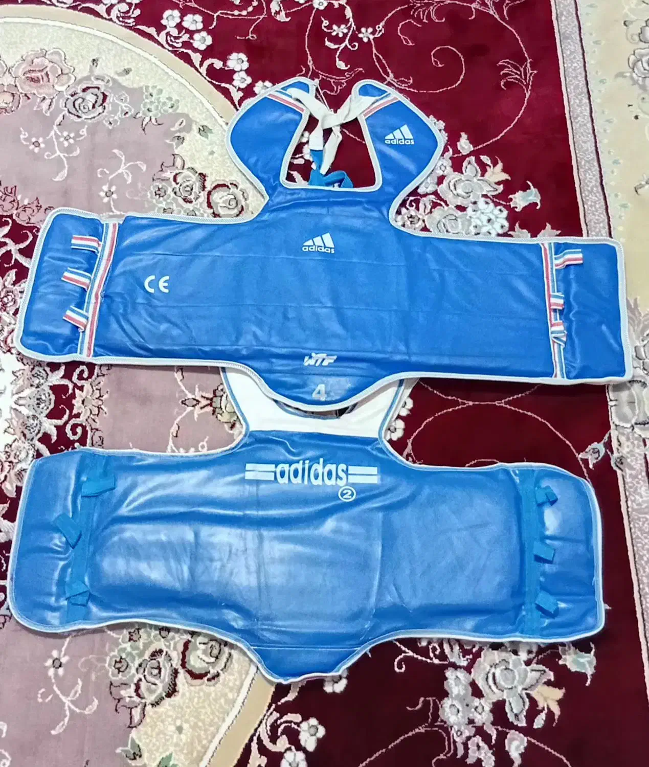 دو دست لباس و محافظ تکواندو درحد نو|تجهیزات ورزشی|سقز, |دیوار