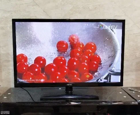 تلویزیون ۴۳ اینچ سامسونگ پلاسما دیجیتال سرخود|تلویزیون و پروژکتور|ساوه, |دیوار