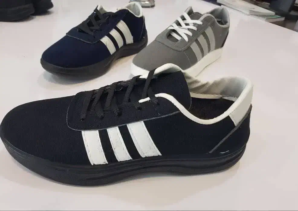 کفش کتانی راحتی|کیف، کفش، کمربند|گناباد, |دیوار