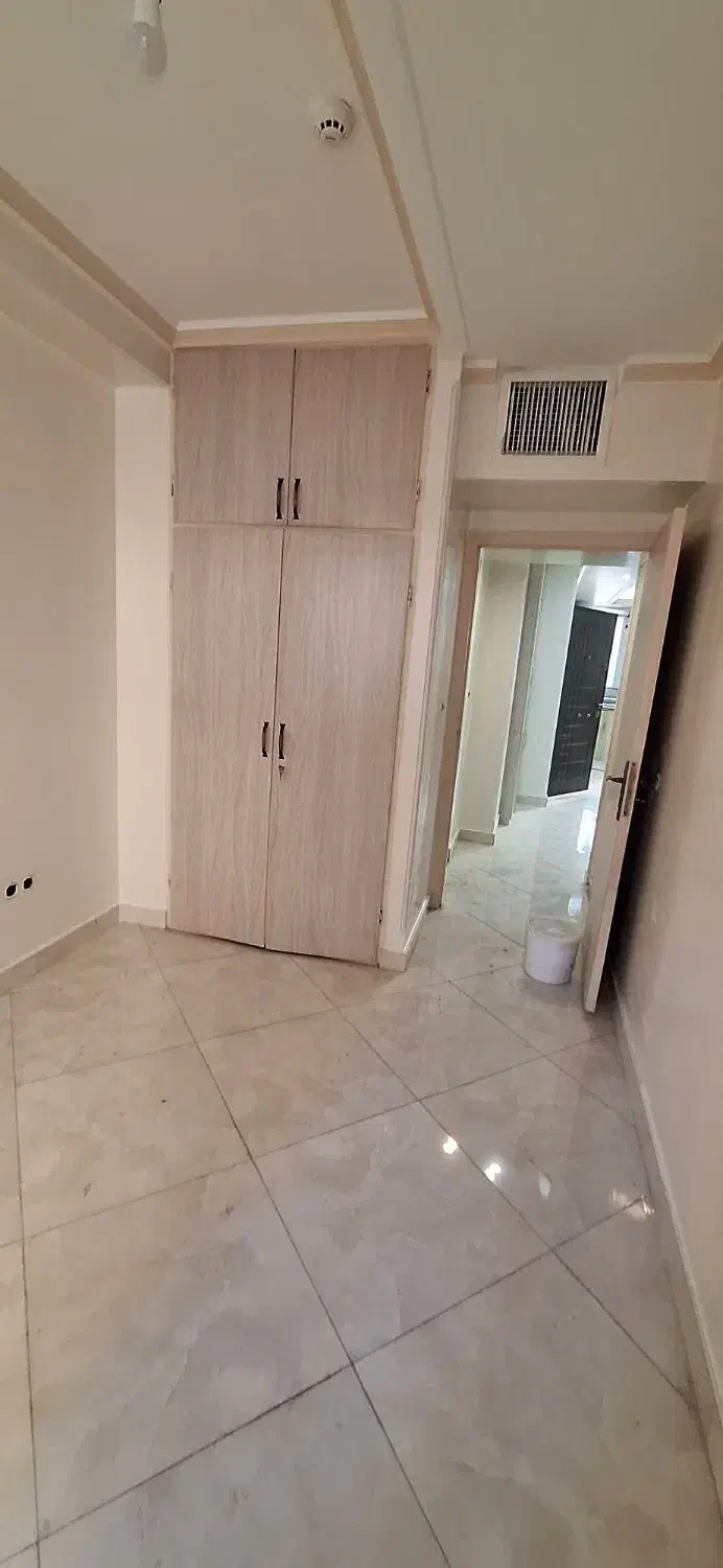 رهن و اجاره آپارتمان طبقه دوم ۱۰۲متری