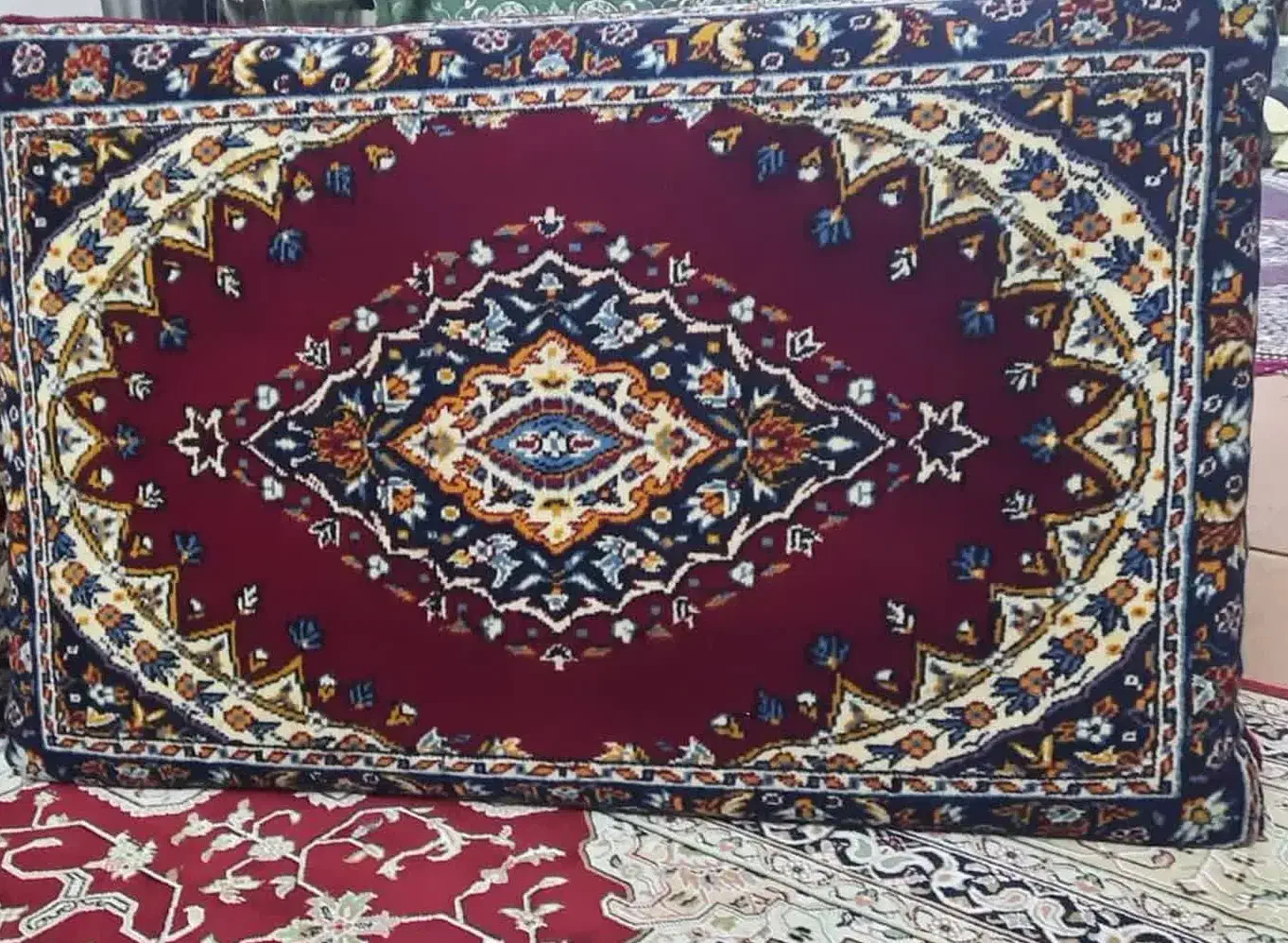 پشتی|پشتی|شیراز, فرهنگیان|دیوار