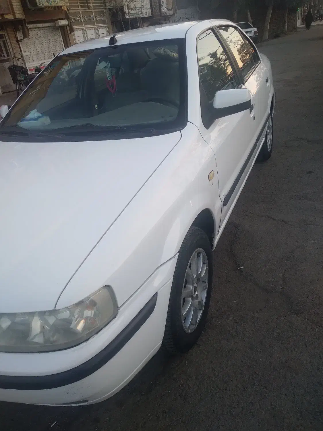 سمند LX مدل ۹۰ سفید|خودرو سواری و وانت|قم, علی آباد|دیوار