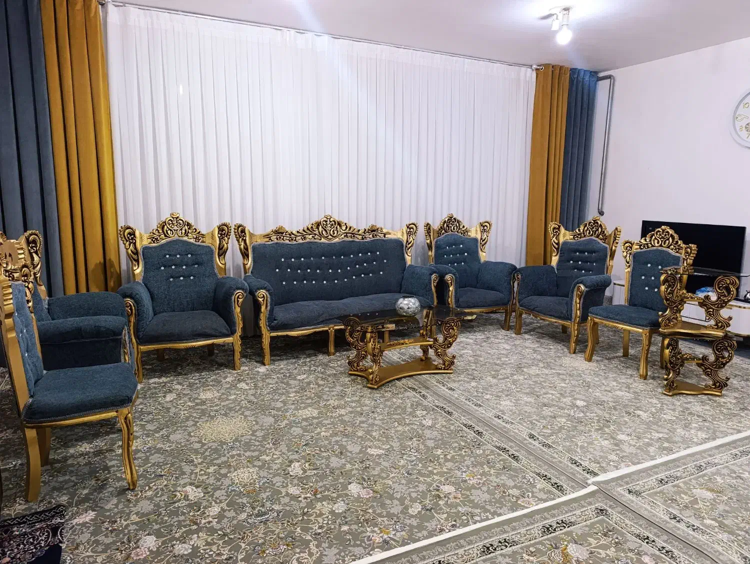 مبل سلطنتی 9 نفره|مبلمان خانگی و میز عسلی|جوانرود, |دیوار