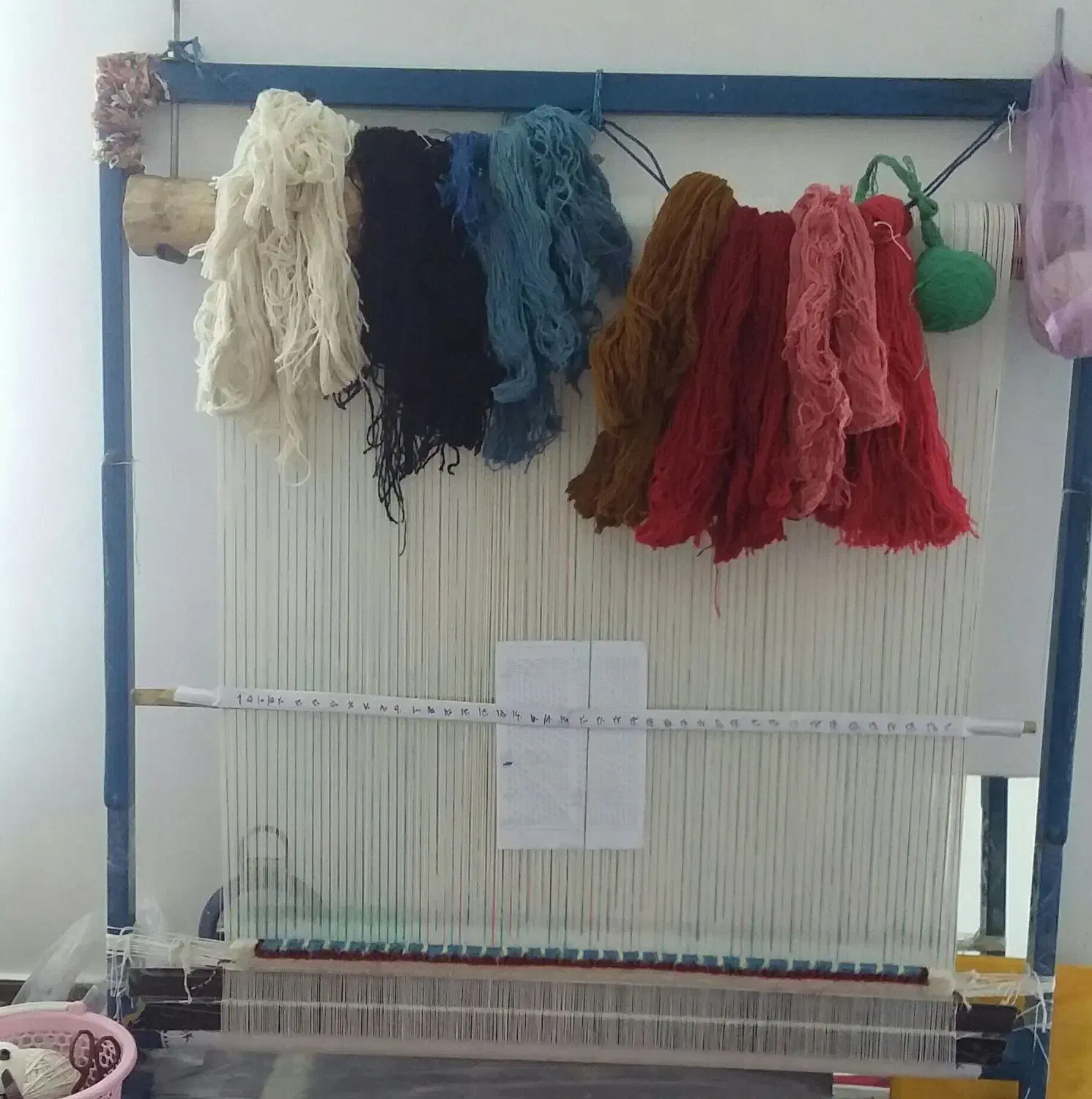 دار قالی فرش|لوازم خیاطی و بافتنی|نهاوند, |دیوار