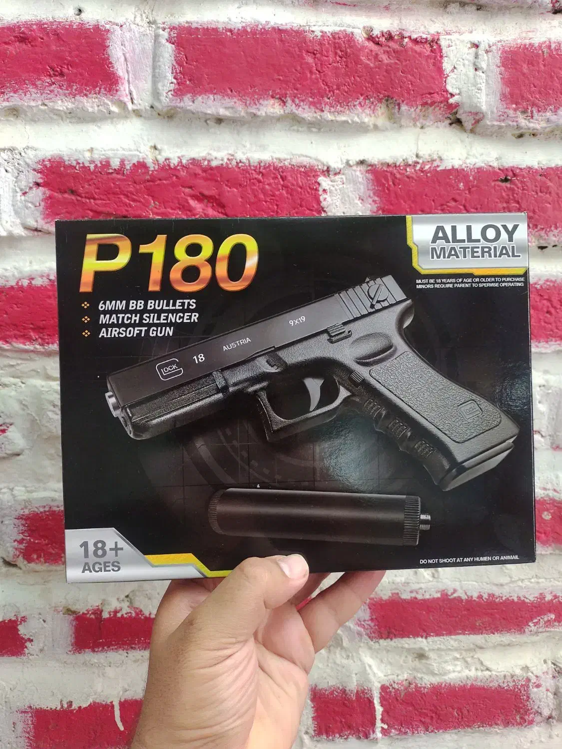 اسباب بازی کلت ساچمه ای خشاب و خفه کن دار خفن|اسباب‌‌بازی|تهران, گمرک|دیوار